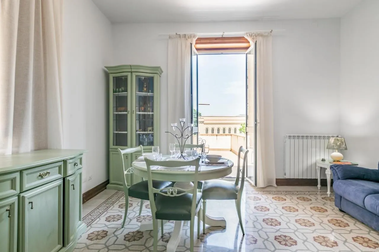 Villa Giulia Cozy APT with Terrace Palermo Apartament